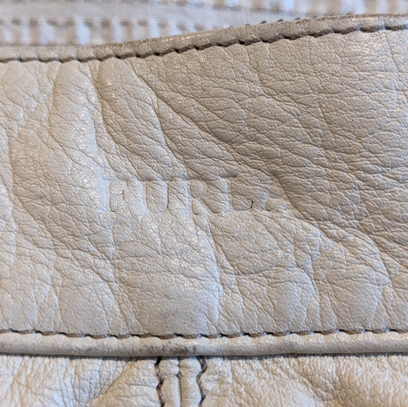 FURLA Genuine Italian Leather Bag with Twisted Strap - Picture 8 of 10